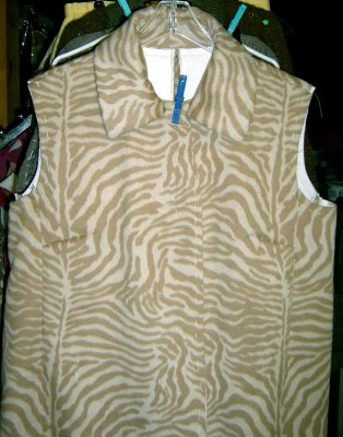Coat Body with Unattached Collar