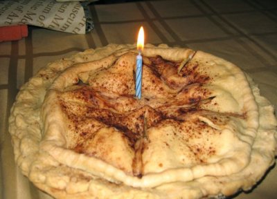 birthday apple pie.jpg