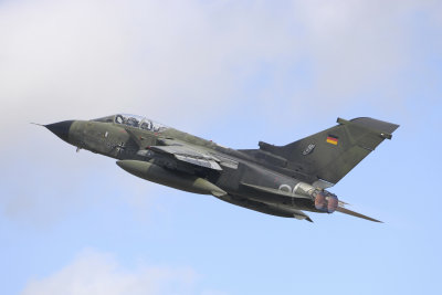 riat_07_departures_originals