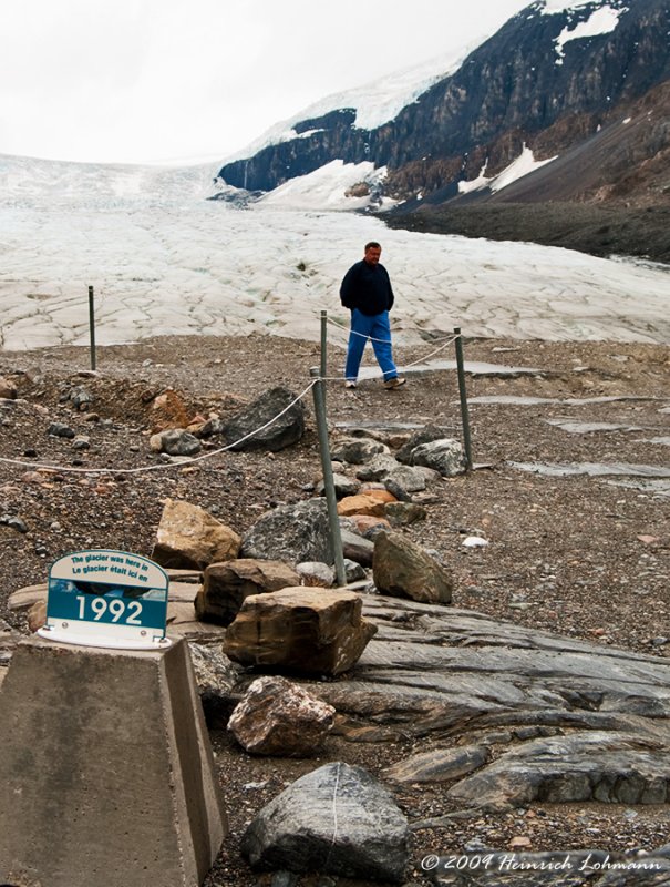 K216216-Athabasca Glacier.jpg