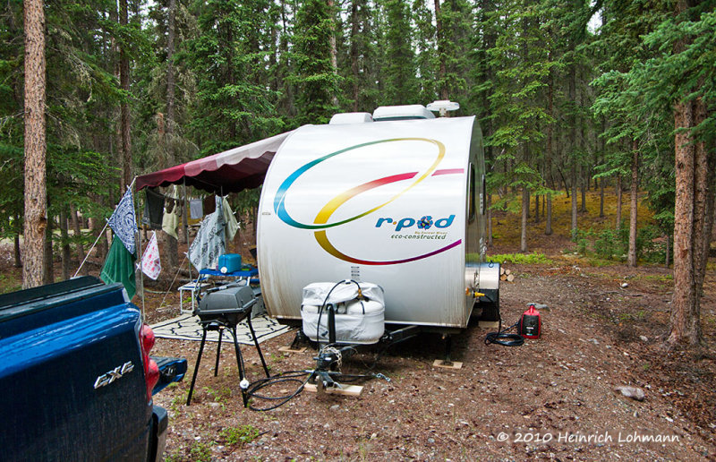 K224526-Tatchun Lake camping.jpg