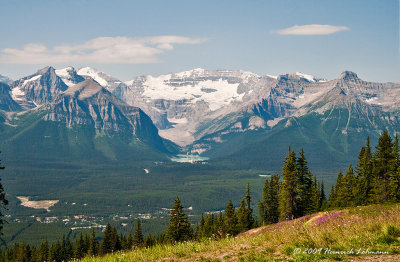 K214002a-Lake Louise.jpg