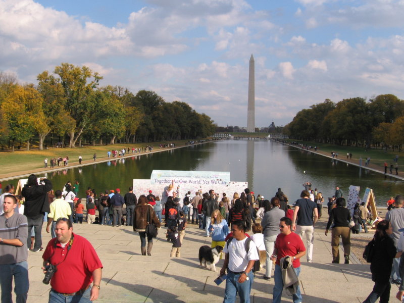 Thousands of people from around the world have signed the Obama boards set up at the foot of the Lincoln Memorial.