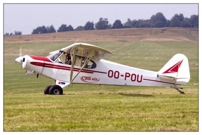 Piper PA-18-150 Super Cub (OO-POU)