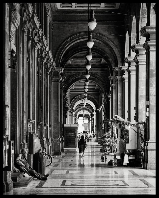 Florence walkway
