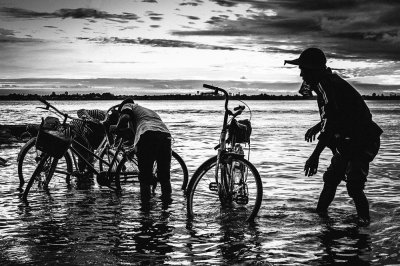 The Bicycle Washers