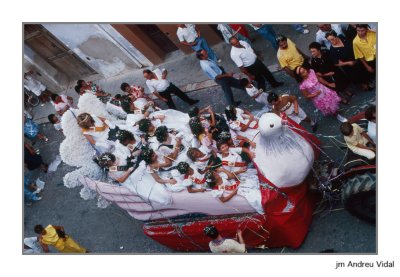 Rossell. Festes Majors. Carrosa de les Reines i Dames. 1986