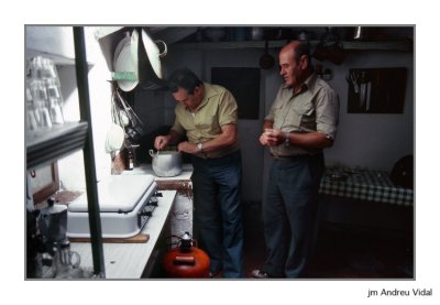 Coratxà. Els Milios preparen la collada. 1980