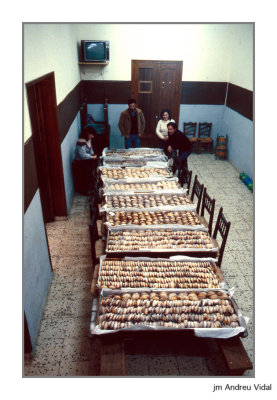Rossell. Pastissets de sant Antoni (4.500). 1983