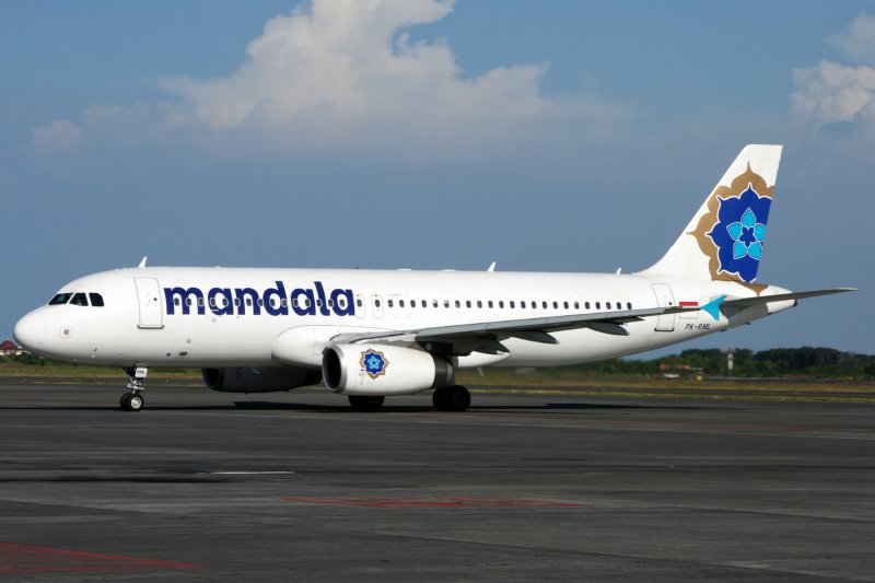 MANDALA AIRBUS A320 SUB RF IMG_5229.jpg