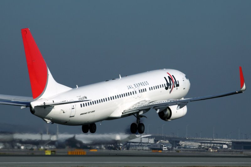 JAL EXPRESS BOEING 737 800 KIX RF IMG_8635.jpg