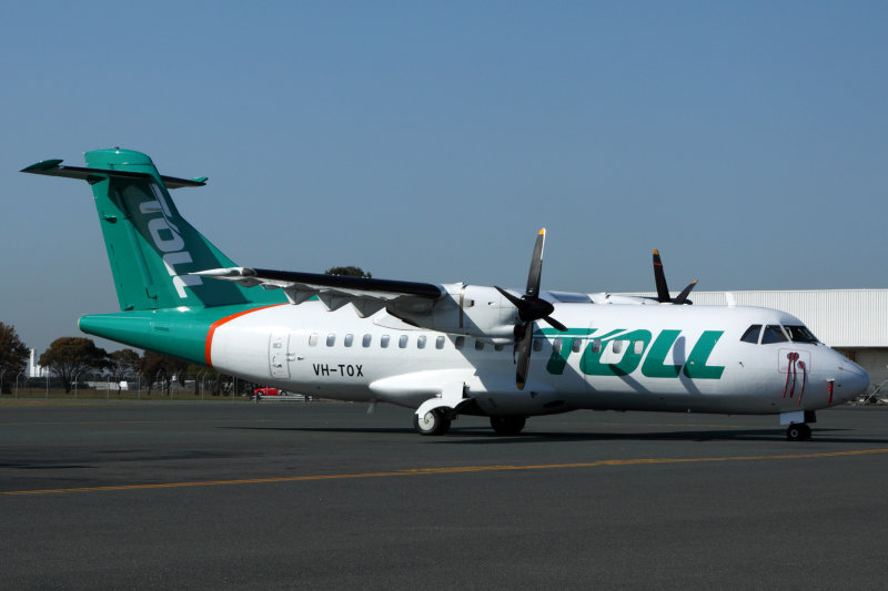 TOLL ATR42F BNE RF IMG_7259.jpg