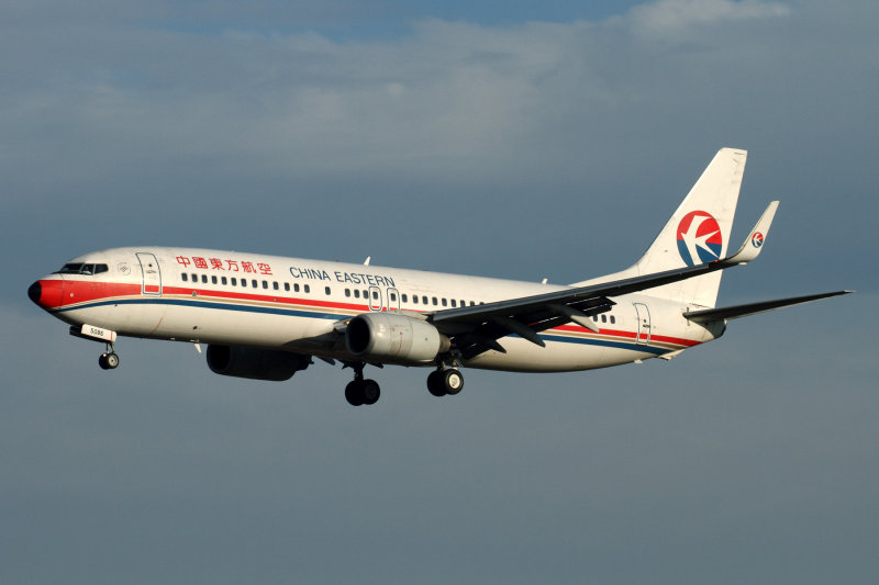 CHINA EASTERN BOEING 737 800 BJS RF IMG_7623.jpg