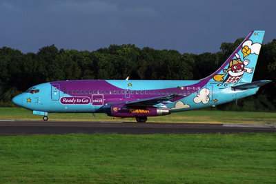 RYANAIR BOEING 737 200 STN RF 1641 14.jpg