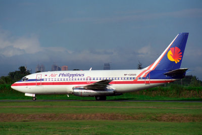 AIR PHILIPPINES BOEING 737 200 MNL RF 1446 7.jpg