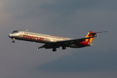 1 TIME MD80 JNB RF IMG_0445.jpg