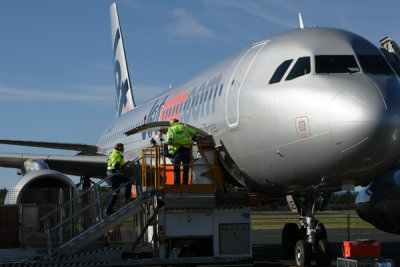 JETSTAR AIRBUS A320 HBA RF IMG_0805.jpg