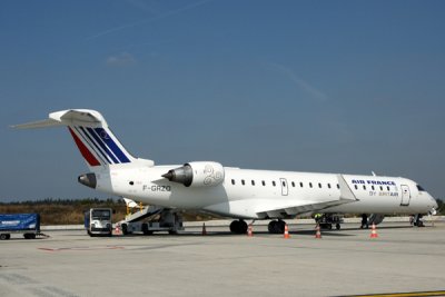 AIR FRANCE BRIT AIR CANADAIR CRJ700 CDG RF IMG_1918.jpg