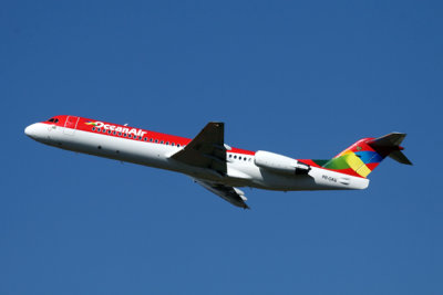 OCEAN AIR FOKKER 100 GRU RF IMG_4568.jpg