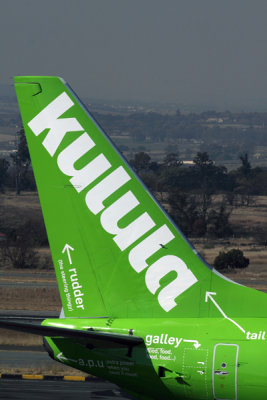 KULULA.COM BOEING 737 800 LSR RF IMG_5921.jpg