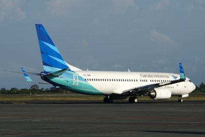 GARUDA INDONESIA BOEING 737 800 SUB RF IMG_5239.jpg