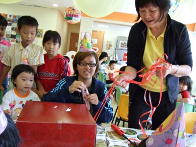 Ke Yue's Bday celebration at child care