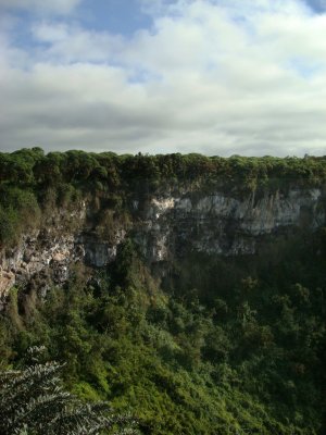 Twin Craters, Santa Cruz