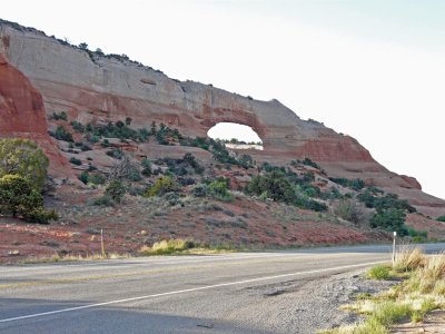 Wilson Arch south of Moab on US 191