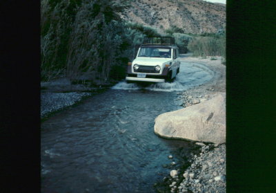 Mike's 1972 Landcruiser with a Chevy 327