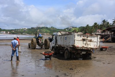 Beach Clean Up San Juan del Sur, Nicaragua
