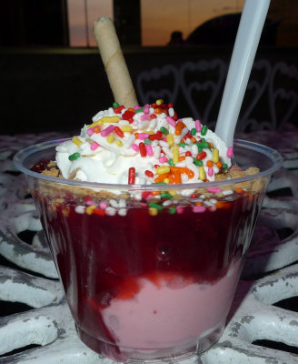 Eskimo Ice Cream, Strawberry Sunday