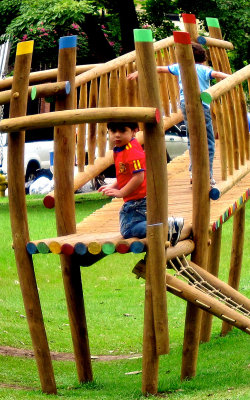 Playing in Parqueo Benito Juarez