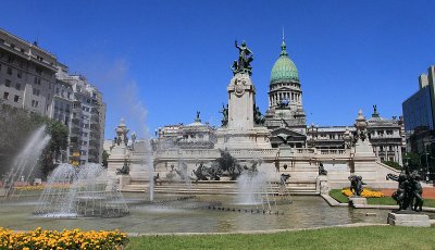 Two Congresses Statue & Argentina Congress Building