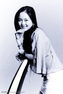 余佳美-小尺寸-2.jpg