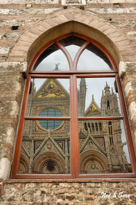 Duomo reflection