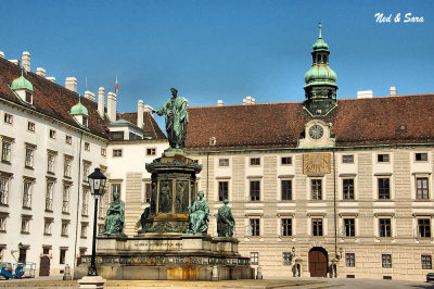 In der Burg courtyard