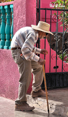 the oldest man  in Mulege finally reaches his destination