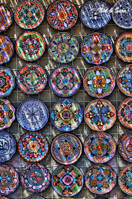 shopping for  painted plates in Todos Santos