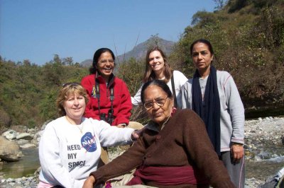 The whole gang! (Mary and Mummy; Piky, Cyn, and Deepa)