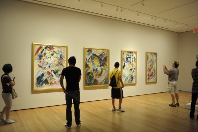 The MoMA, or Museum of Modern Art, a must when you visit NY.
Kandinsky's always attracting a lot of attention. How could it not be?