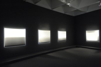Hiroshi Sugimoto. A discovery. Amazing what he can do with an 8x10. I'd love to work with such a camera. But I almost broke my back with half my Nikon D700 set. So guess what? an 8x10 is typically more than 15 kg with material. Still this is between painting and photography. I love it.