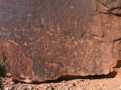 Petroglyphs in the Big Canyon