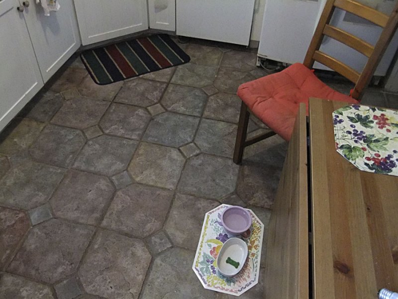 Lauries Kitchen-Laurie