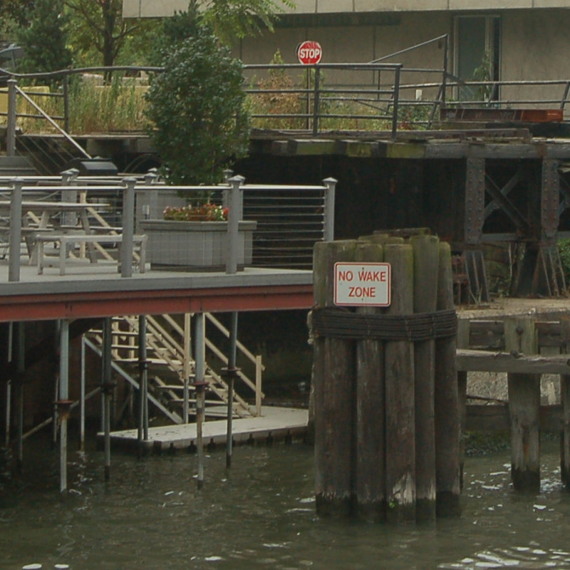 No Wake Zone August 17 2010 Chicago Architecture River Tour0060.jpg