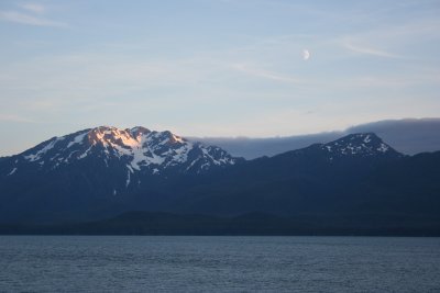 1st Qtr Moon at 10:40 pm, our 1st night, the sun had just set.