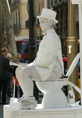 Another Statue Artist