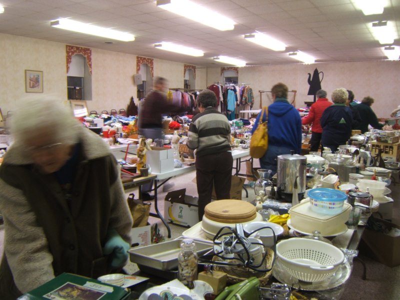     SHOPPERS SHOPPING 