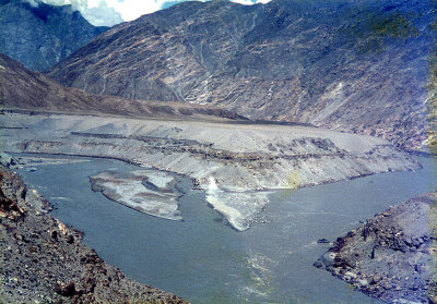 Confluence of Indus and Gilgit Rivers (page 255)