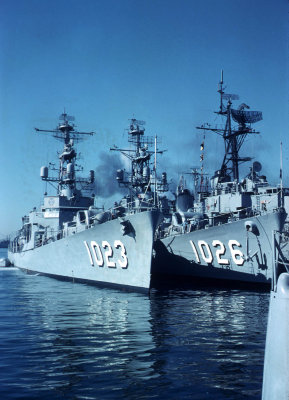 USS Evans DE-1023 & USS Hooper DE-1026