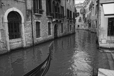_DSC9500bw_small.jpg